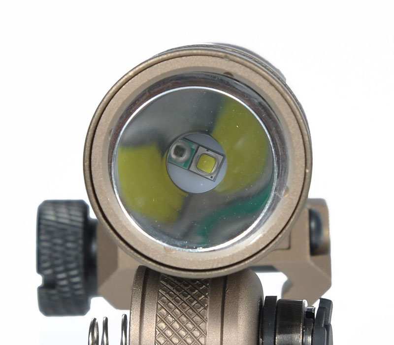SF M300V-IR Scout Light LED WeaponLight White and IR Output Tan